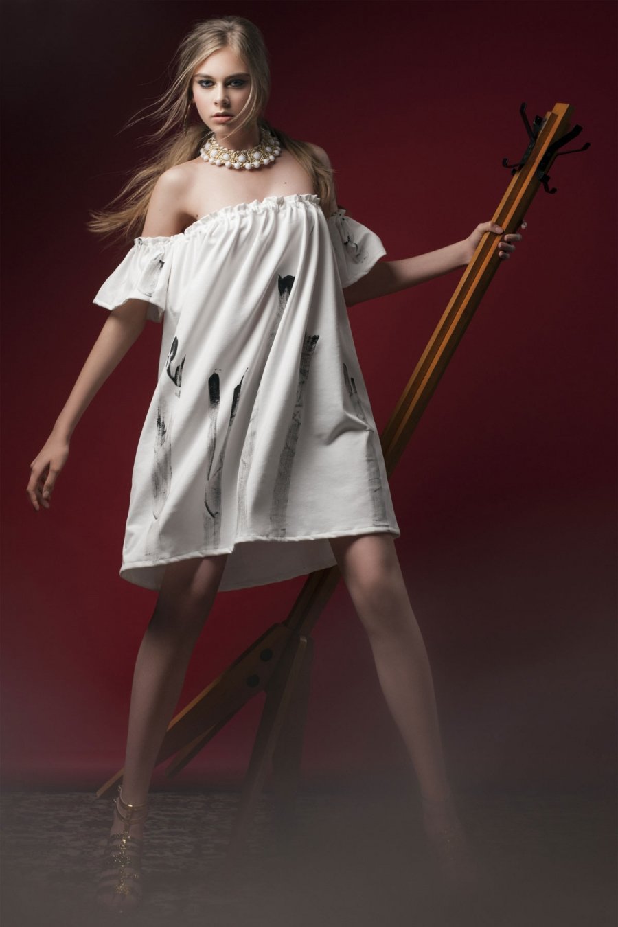 Midikennov model Monika Galić za lookbook by Moda.hr