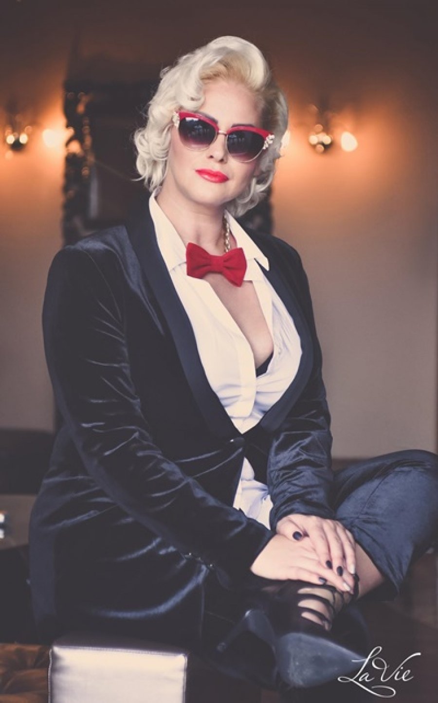 Midikennov plus size model Marijana za editorijal Extravagant