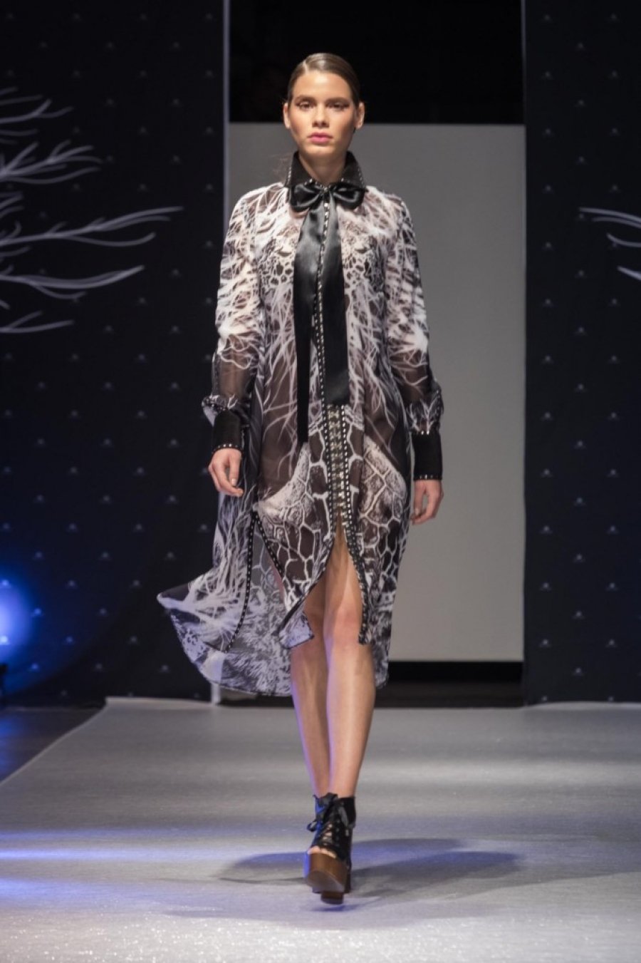 Midikennovi modeli na reviji domaćeg modnog brenda HIPPY GARDEN