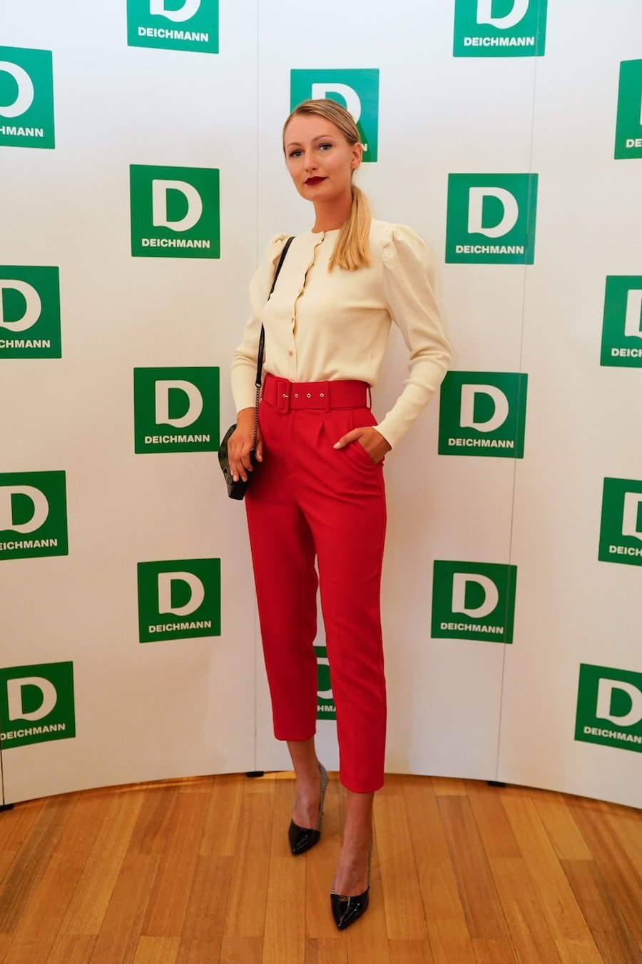 Midikennovi modeli za brend Deichmann