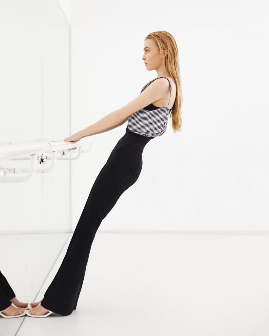 Midikennov model Klara Perica za Journal.hr