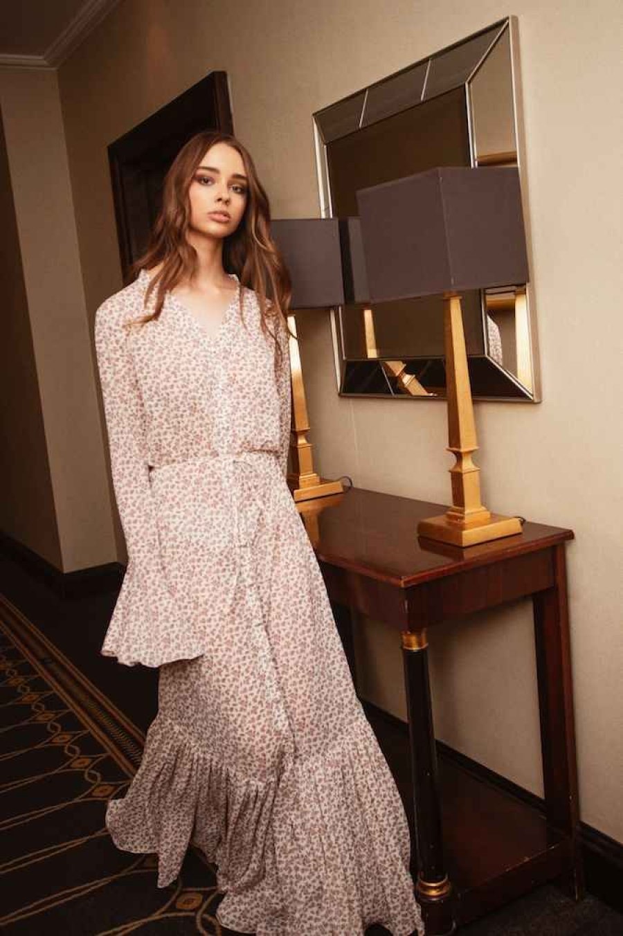 Midikennov top model Helena Šopar i Midikennovo novo lice Vida vode vas na “Girls City Break” by SOPAR