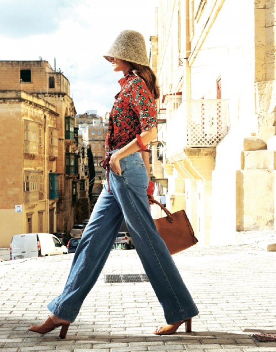 Midikennov model Alena u editorijalu magazina Avantage